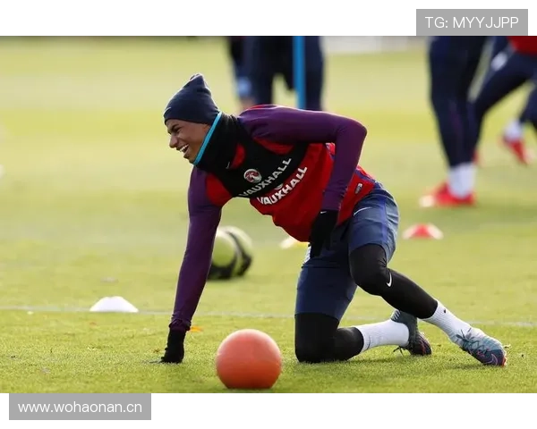 拉什福德：青训至一线队首秀的横空出世解析