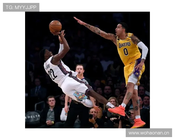 库兹马无球掩护拉开空间助力湖人稳定得分效率