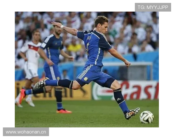 萨卡与阿诺德边路全能性对比：进攻输出与战术价值差异解析